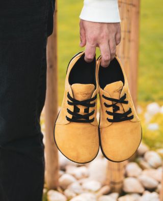 City Jungle Mustard is perfect for sunny days. 💛 Do you like wearing colorful barefoot shoes or do you feel better in a...